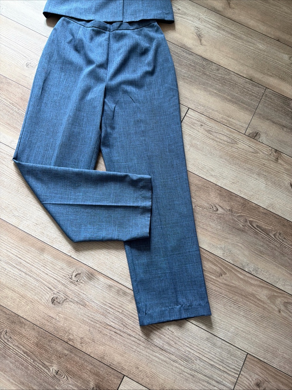 Vintage 90s women’s size 10 two-piece pant suit by Sag Harbor. Blue. Great cond. - Picture 15 of 17